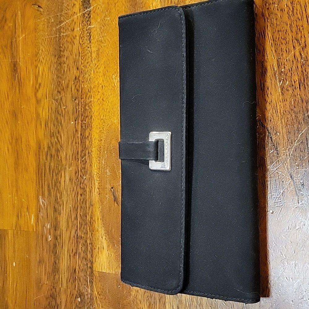 Liz Claiborne wallet